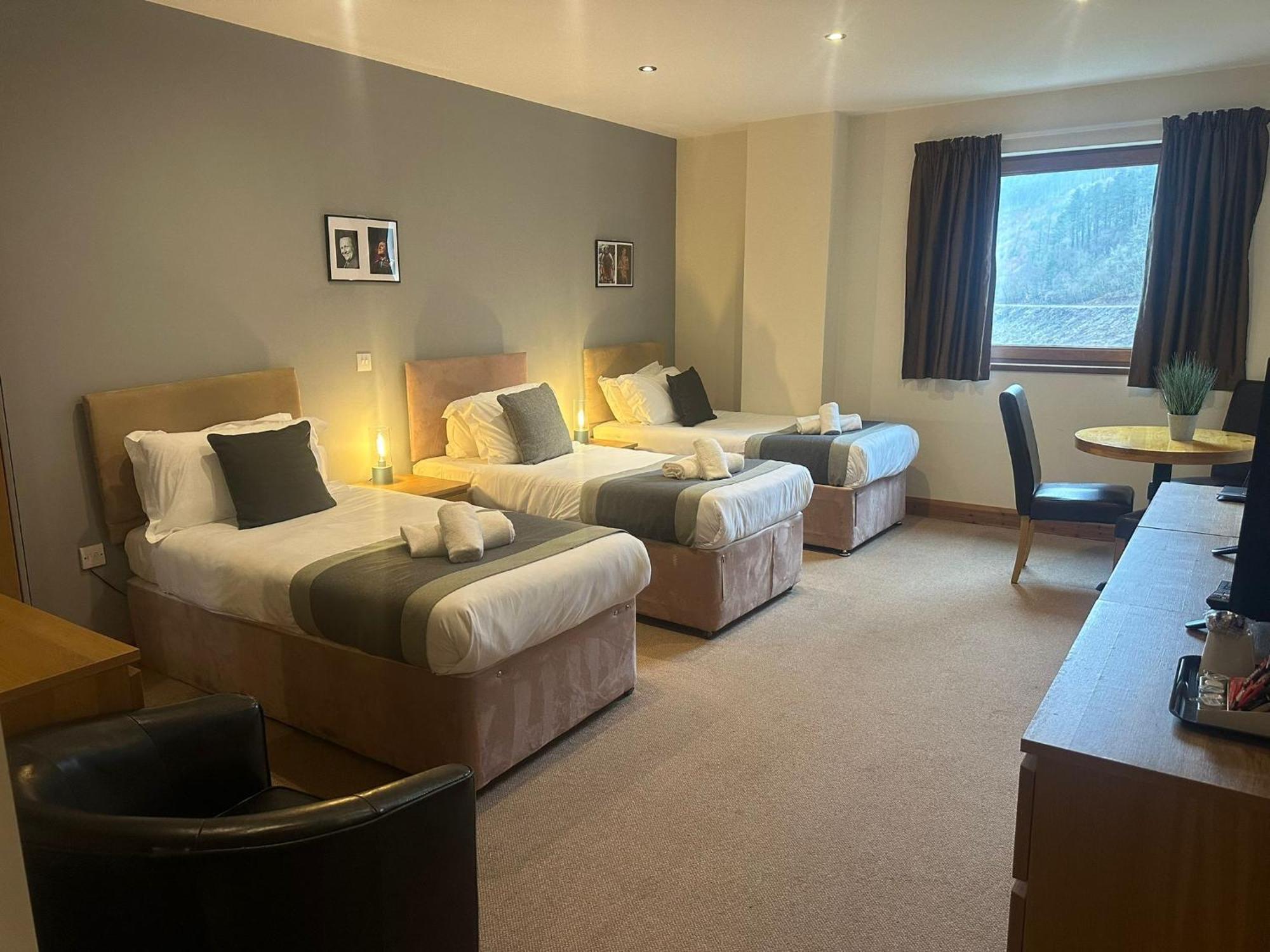 Afan Lodge Port Talbot Extérieur photo