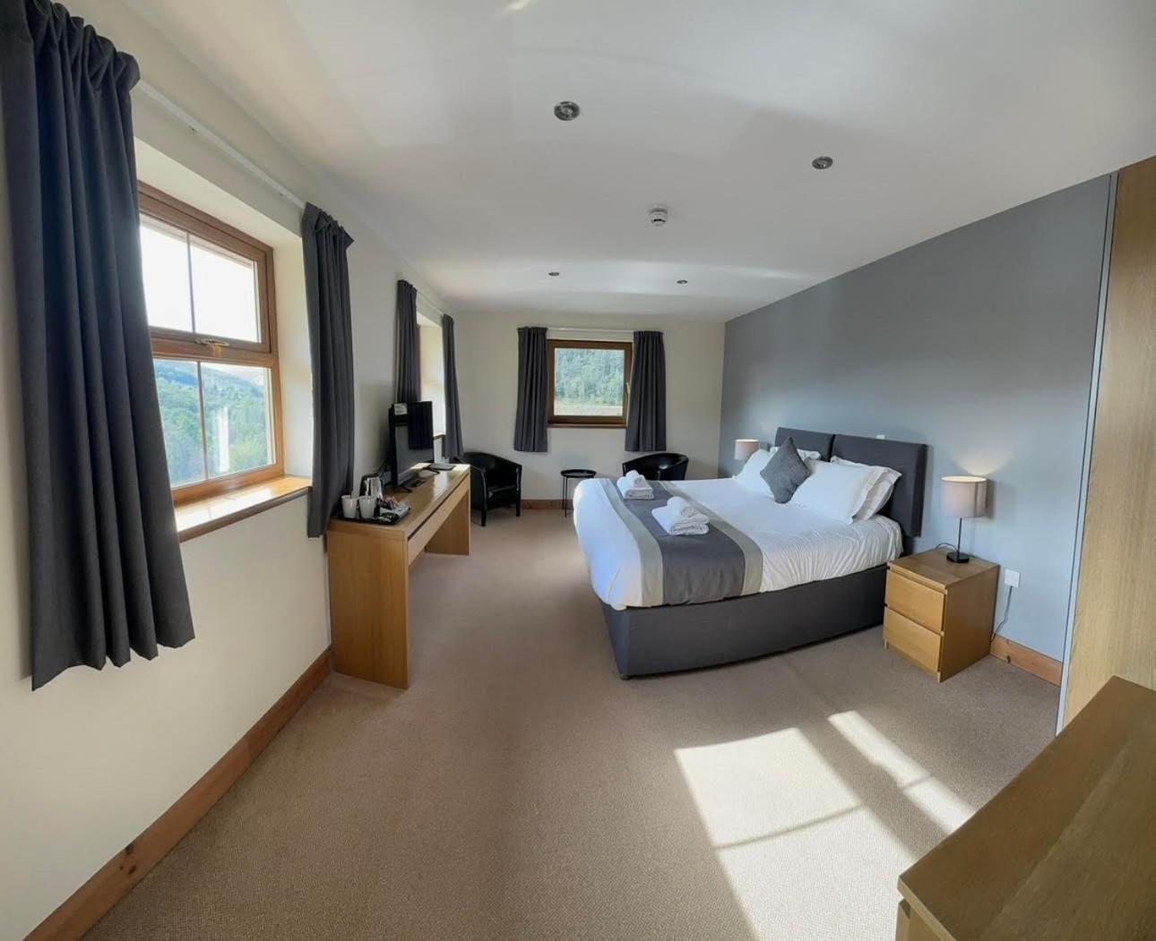 Afan Lodge Port Talbot Extérieur photo