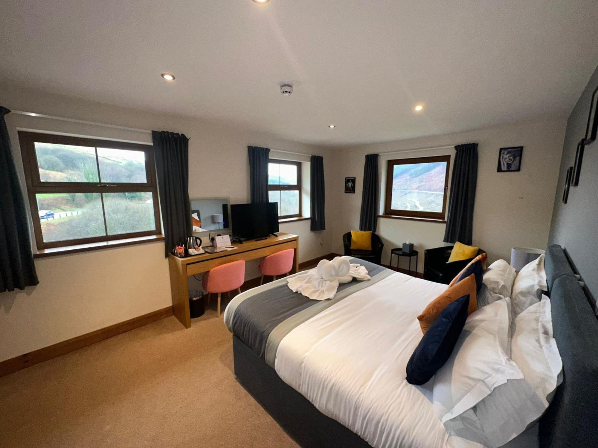Afan Lodge Port Talbot Extérieur photo